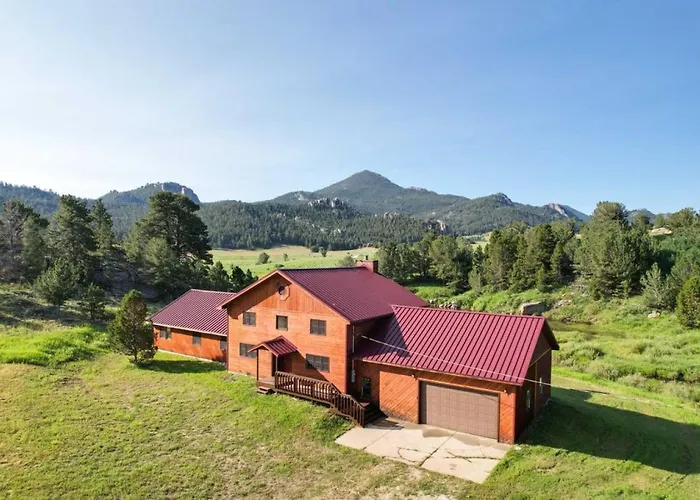 Luxury In Nature Cozy Scenic Country Holiday home *